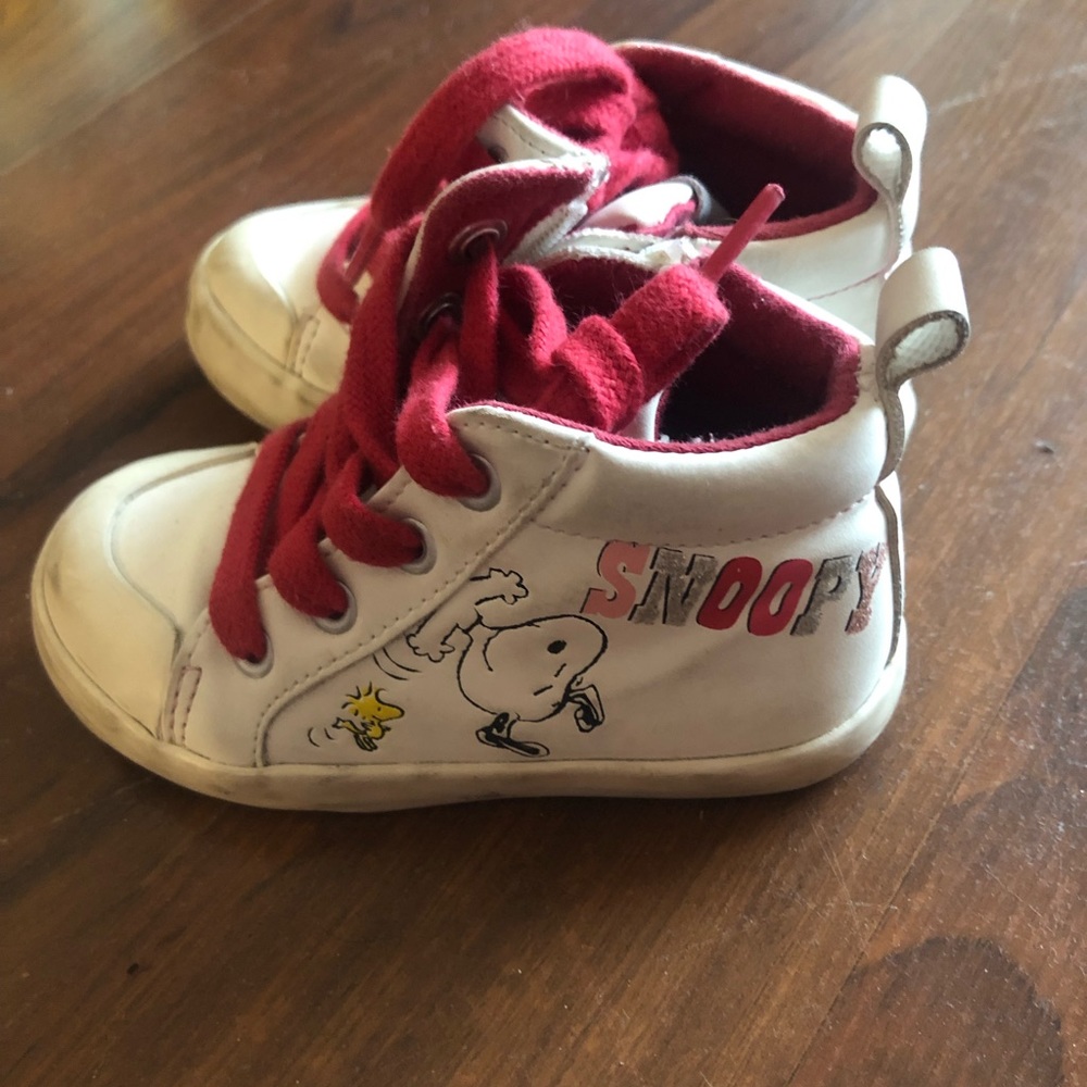 Zara baby sneakers size 5 (eu 21)